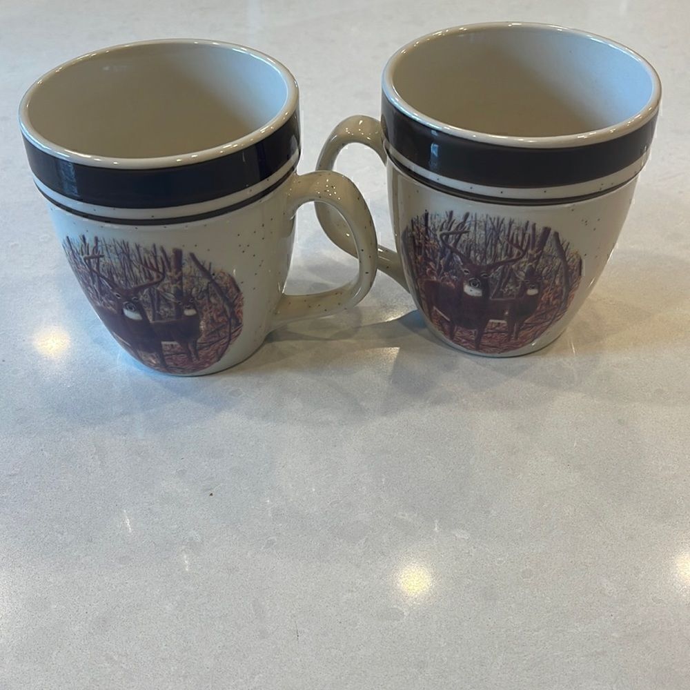 Cabela’s folkcraft  By Scotty Z, stoneware coffee cups 2 whitetail. Fun for hunt